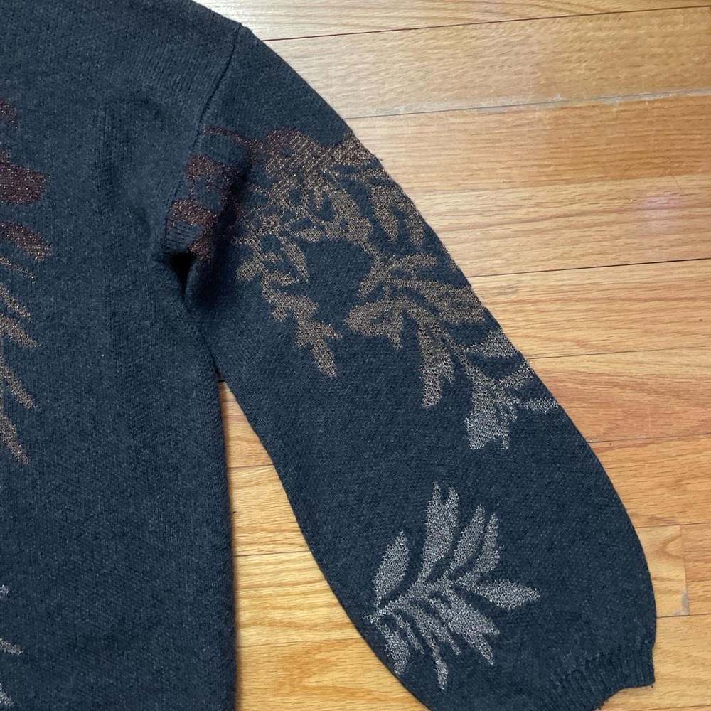 Garnet Hill Shimmering Vine Leaf Jacquard Knit‎ Ombre Sweater In Gray Size M - Picture 4 of 9